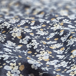 Load image into Gallery viewer, Floral Jet Black - Namaz Chadar