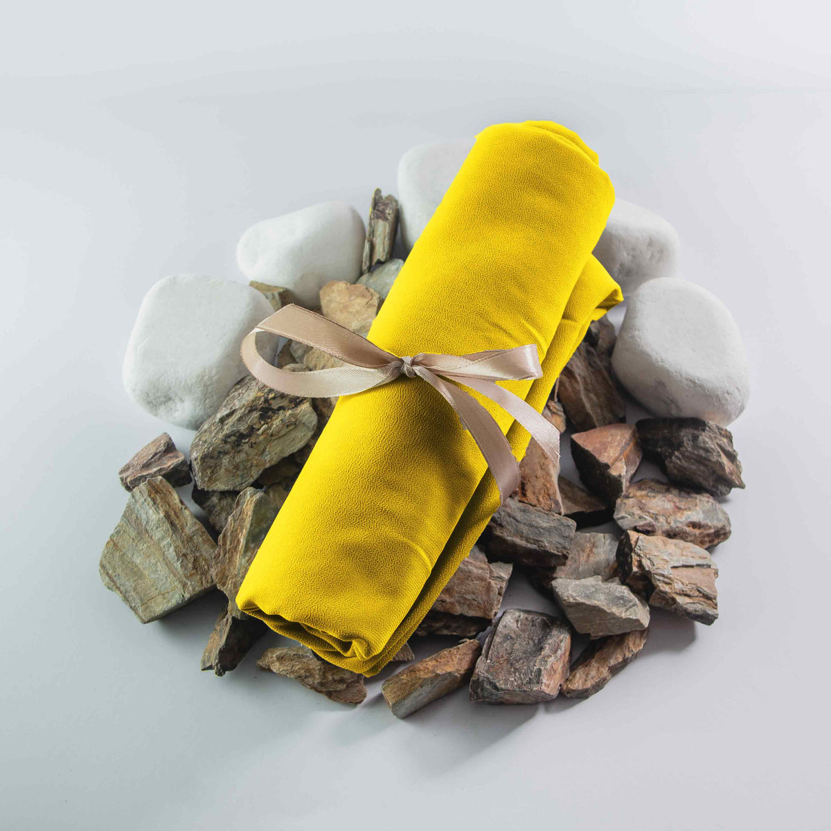 Yellow_e28ae455 81a3 4a4a 8d59 a946d9725056